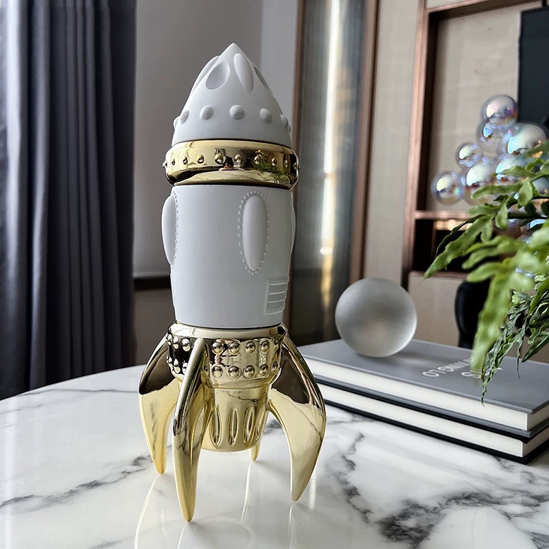 Resin Art Gift For Birthday - Space Rocket Ornaments,Creative Artwork Decor,Rocket Model